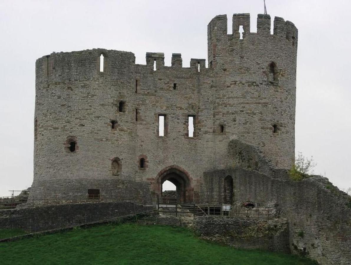 Aparthotel Castle Terrace Tipton Exterior foto